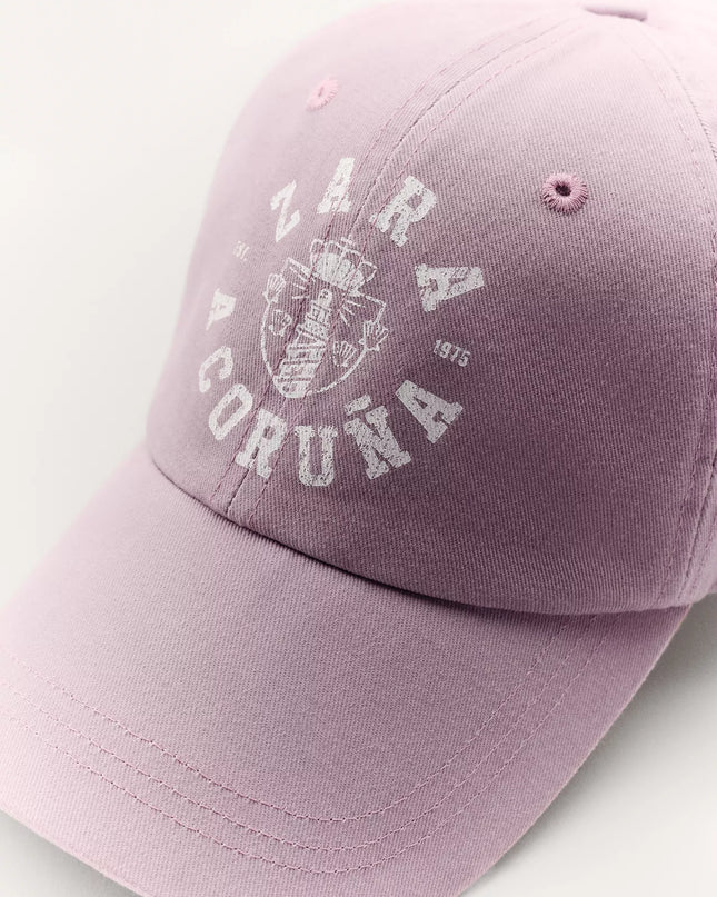 𝐙𝐀𝐑𝐀 -  Boné Varsity 50th Anniversary
