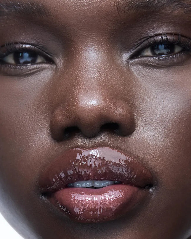 𝐙𝐀𝐑𝐀 - Lip Brilho Labial Juicy Pinch