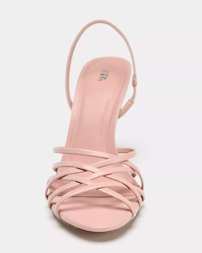 𝐙𝐀𝐑𝐀 - Sandália com tiras rosa