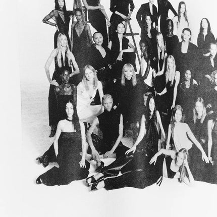 𝐙𝐀𝐑𝐀 -  T-Shirt Fotográfica Steven Meisel - 50th Anniversary