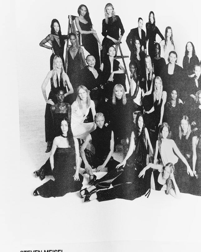 𝐙𝐀𝐑𝐀 -  T-Shirt Fotográfica Steven Meisel - 50th Anniversary