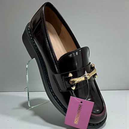 Mocassim Inovia - Aplicação Dourada Solado 3cm - Preto e Bordô - Dorothy Gaynor