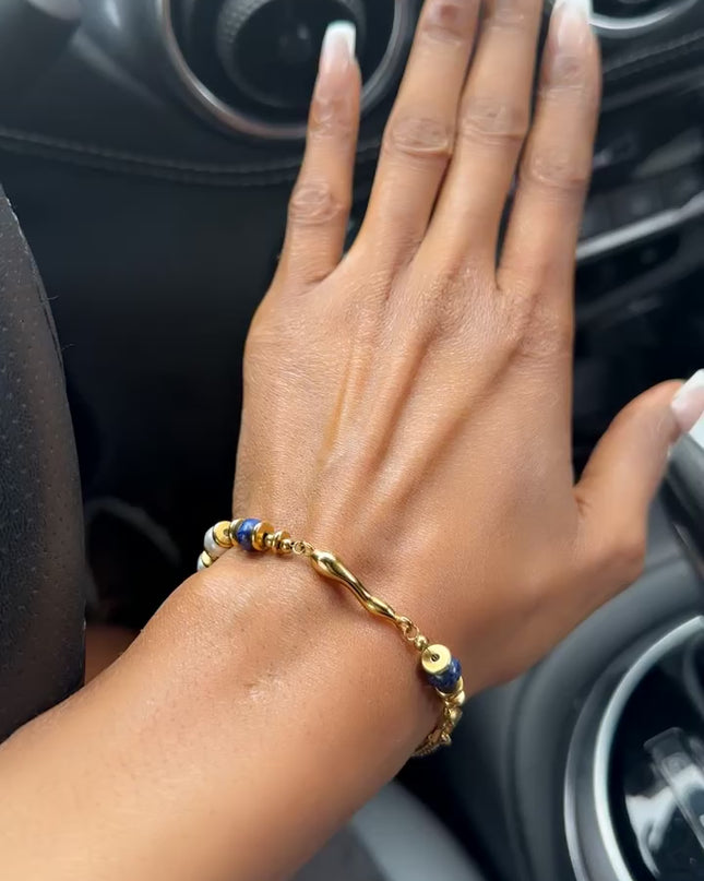Pulseira Betty com Contas Douradas