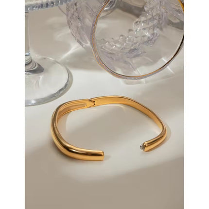 Pulseira elegante, minimalista em aço Inoxidável