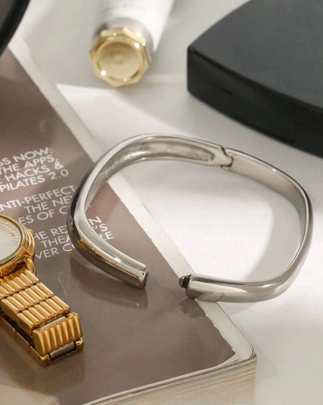 Pulseira elegante, minimalista em aço Inoxidável